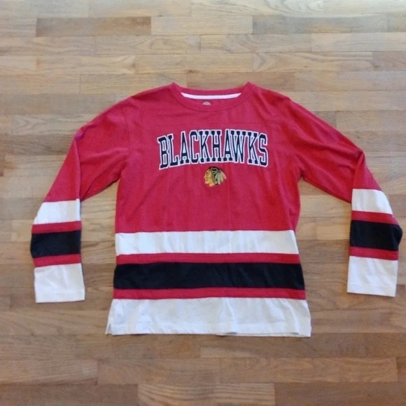 CHICAGO BLACKHAWKS Shirt Men's Long Sleeve Embroidered Red Black Medium - Picture 7 of 7